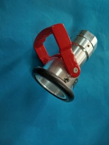 dry disconnect coupling